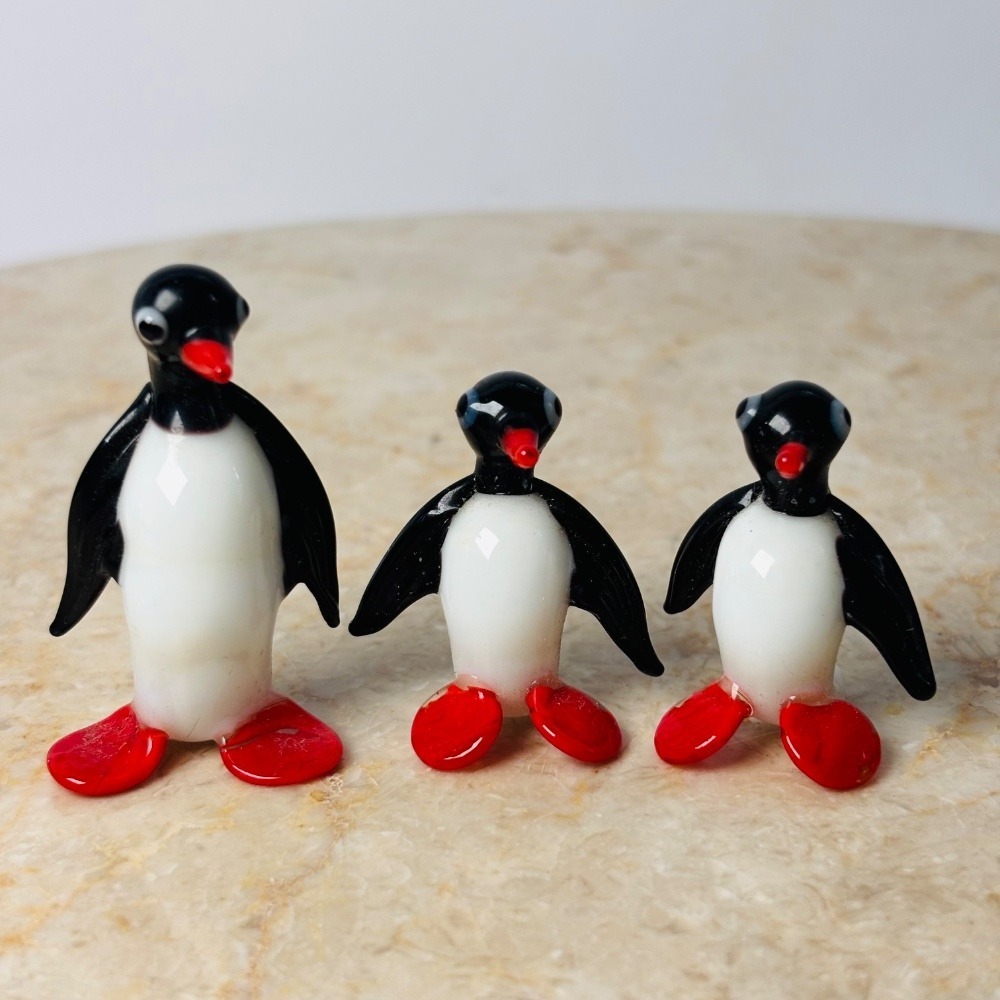 Vintage Miniature Penguin Set Hand‎ Blown Glass Mini Tiny Multicolor